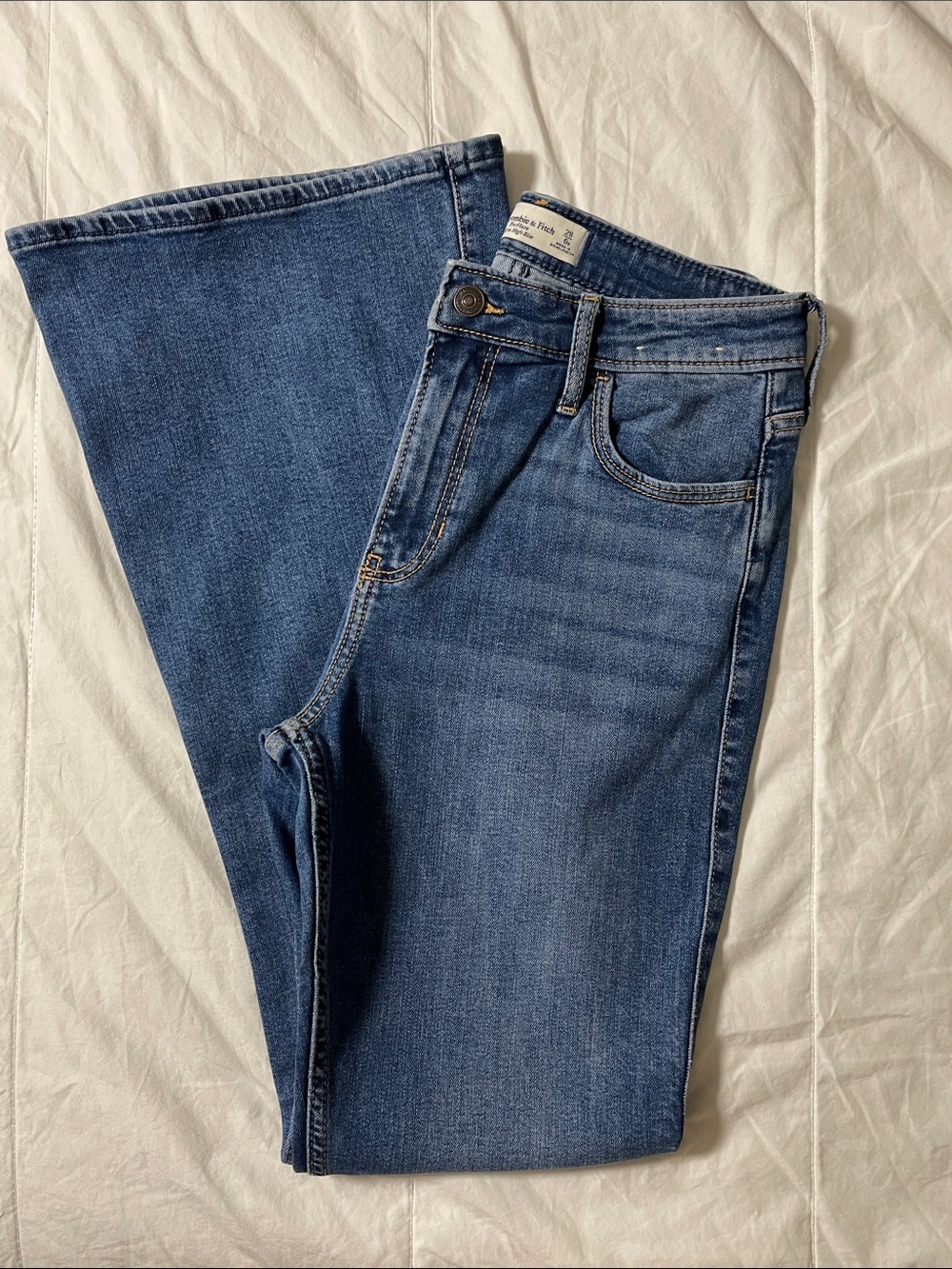Abercrombie & Fitch The Flare Ultra High Rise 28R